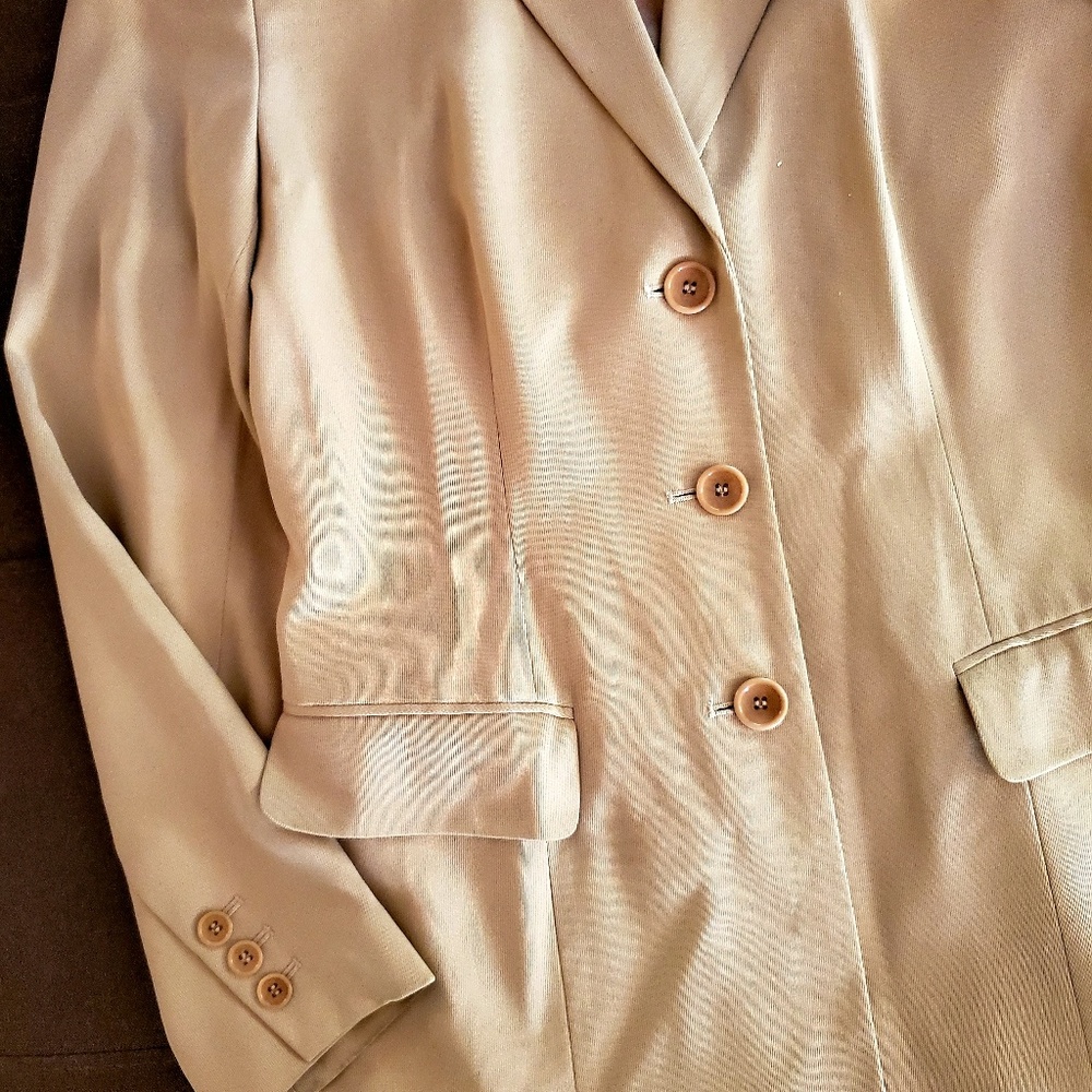 💯Ann Taylor Silk-Lined Long 3 Button Blazer - Picture 3 of 12